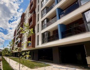 Appartement 4 chambres à vendre dans Floresti