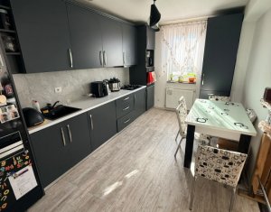 Appartement 3 chambres à vendre dans Floresti