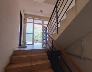 Appartement 4 chambres à vendre dans Cluj-napoca, zone Andrei Muresanu