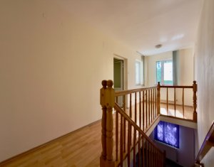 Maison 6 chambres à vendre dans Cluj-napoca, zone Intre Lacuri