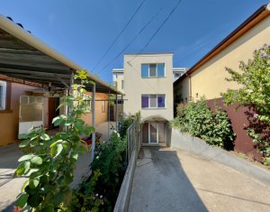Maison 6 chambres à vendre dans Cluj-napoca, zone Intre Lacuri