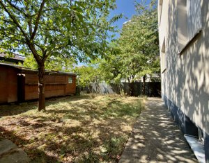Maison 6 chambres à vendre dans Cluj-napoca, zone Intre Lacuri