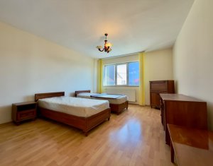 Maison 6 chambres à vendre dans Cluj-napoca, zone Intre Lacuri