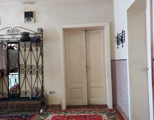 Casa individuala, 176 mp, 4 dormitoare, 2 bai, 530 mp teren, Andrei Muresanu