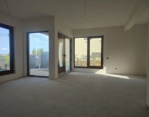 Casa P+M, living, 3 dormitoare, teren in proprietate, Apahida/Campenesti