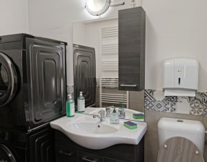Casă cu panoramă superbă, grădină amenajată - Baciu