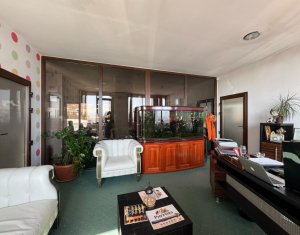 Apartament 4 camere, ultrafinisat, mobilat pentru birou, panorama unica ! 