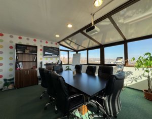 Apartament 4 camere, ultrafinisat, mobilat pentru birou, panorama unica ! 