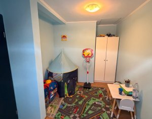Appartement 3 chambres à vendre dans Cluj-napoca, zone Manastur