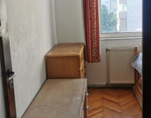 Apartament de vanzare, 3 camere, balcon, Gheorgheni