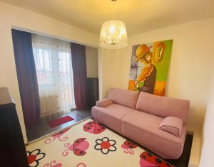 Apartament cu 4 camere, 2 bai, etaj 3/4 in Gheorgheni