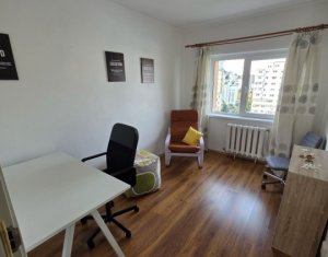 Appartement 3 chambres à louer dans Cluj-napoca, zone Manastur