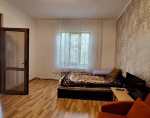 Lakás 3 szobák kiadó on Cluj-napoca, Zóna Centru