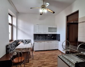 Lakás 3 szobák kiadó on Cluj-napoca, Zóna Centru