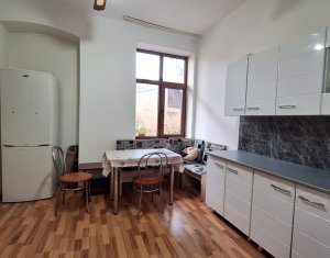 Lakás 3 szobák kiadó on Cluj-napoca, Zóna Centru