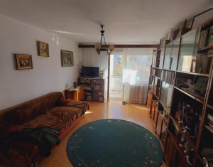 Appartement 3 chambres à vendre dans Cluj-napoca, zone Manastur