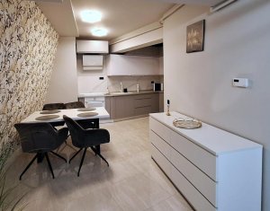 Appartement 3 chambres à louer dans Cluj-napoca, zone Zorilor