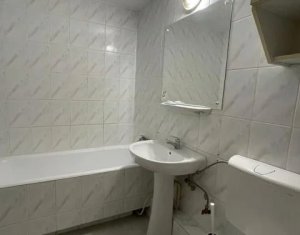 Appartement 3 chambres à louer dans Cluj-napoca, zone Marasti